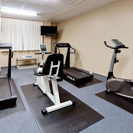 Hawthorn Suites By Wyndham Louisville East Buitenkant foto