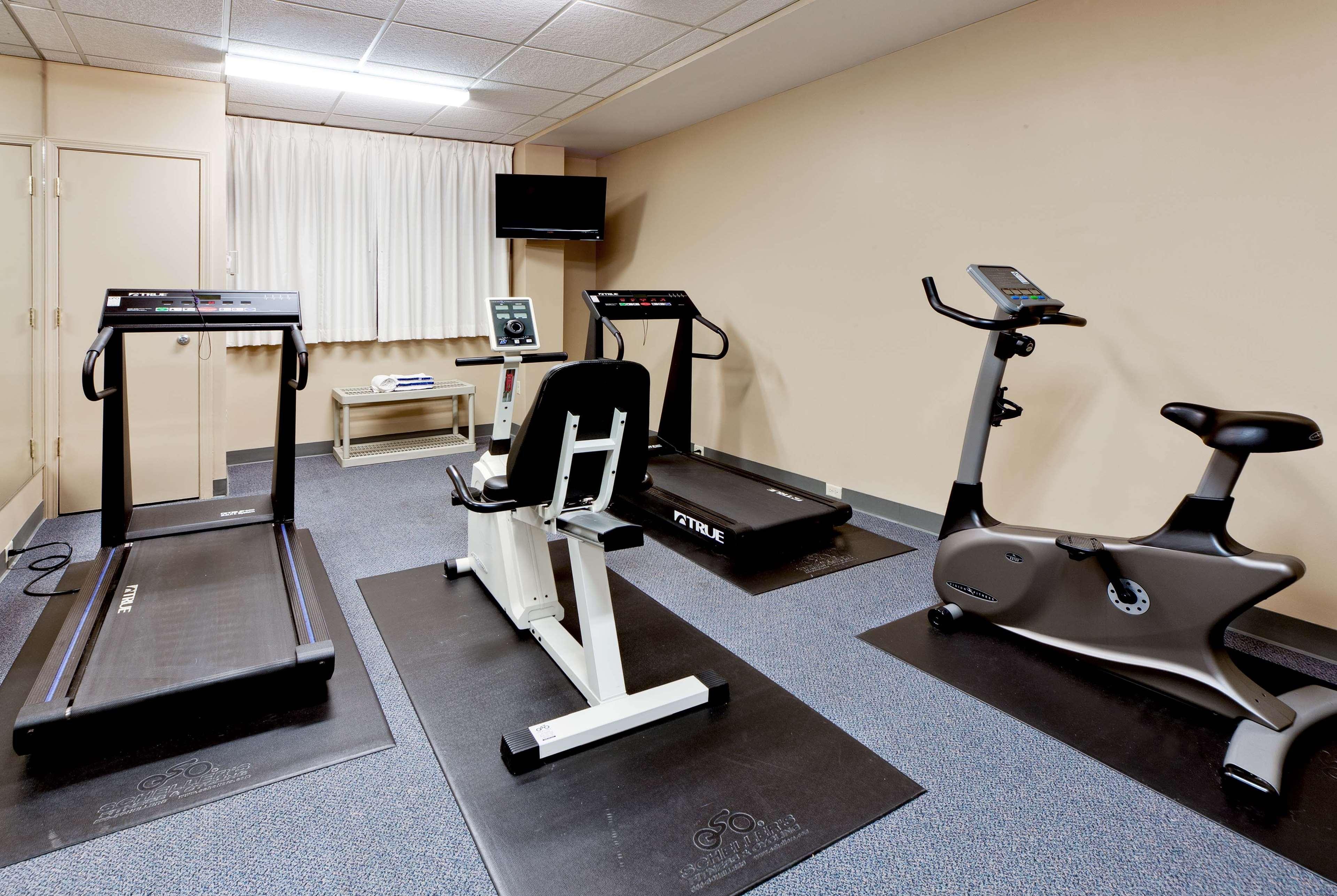 Hawthorn Suites By Wyndham Louisville East Buitenkant foto